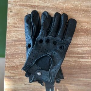 Zara Black Leather Driving Glove with Perforations and Cutouts